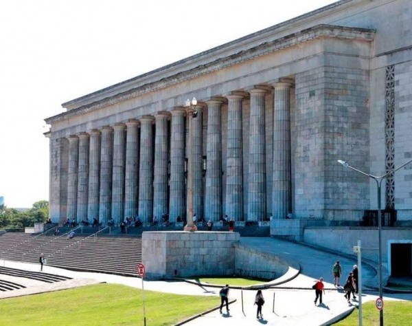 La UBA sufrió una estafa por $1.591 millones: hay 17 detenidos y cuatro imputados