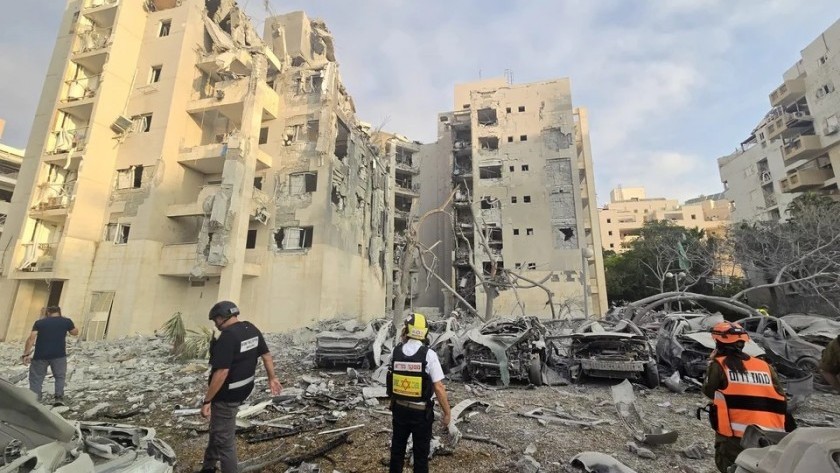 Irán bombardeó el sur israelí tras expirar el “alto al fuego total” anunciado por Trump